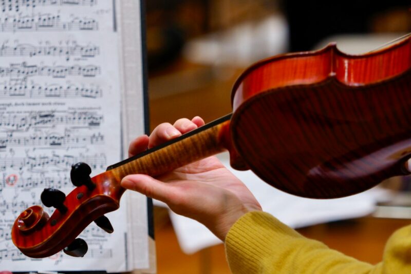 Apprenez à jouer du violon : meilleures applications pour les débutants